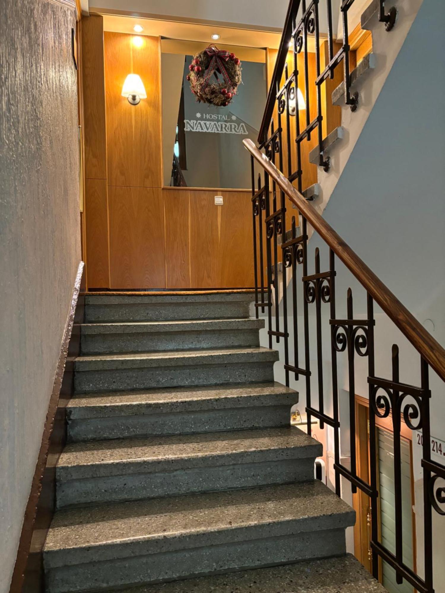 Hostal Navarra Pamplona Exterior photo